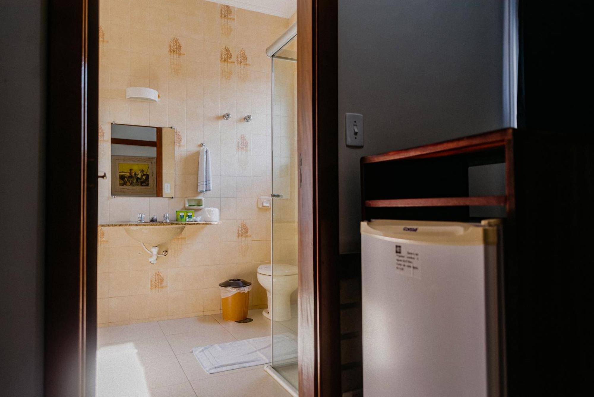 Hotel Sao Charbel Ubatuba Extérieur photo