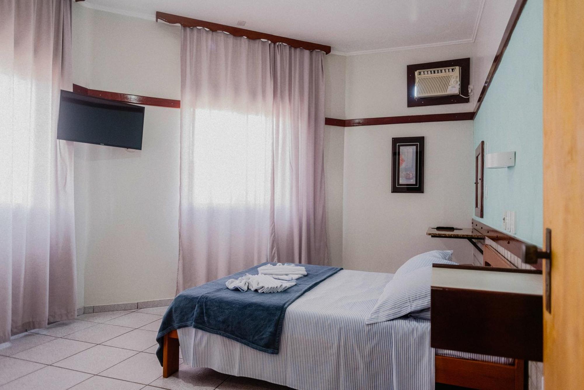 Hotel Sao Charbel Ubatuba Extérieur photo